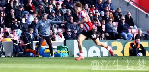 南安普敦与水晶宫握手言和 南安普敦与水晶宫握手言和